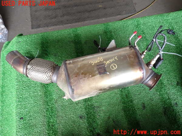 2UPJ-34082661]BMW 320d(8C20)(F30)触媒1 中古_m0001.jpg