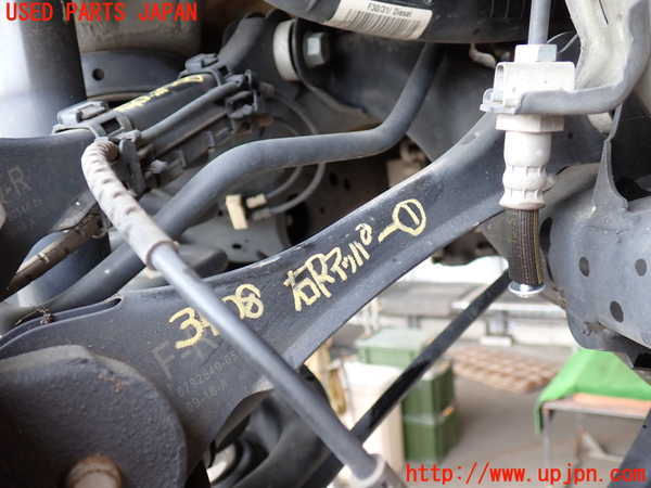 2UPJ-34085146]BMW 320d(8C20)(F30)右リアアッパーアーム1 中古_m0001.jpg