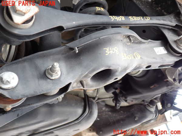 2UPJ-34085226]BMW 320d(8C20)(F30)左リアロアアーム1 中古_m0001.jpg