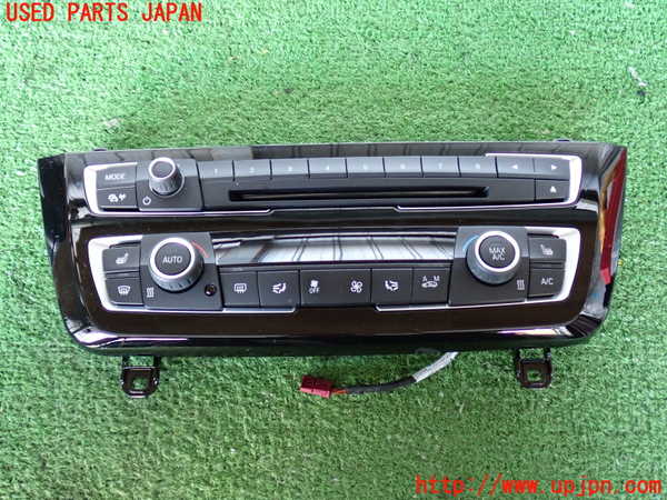 2UPJ-34086066]BMW 320d(8C20)(F30)エアコンスイッチ1 中古_m0001.jpg