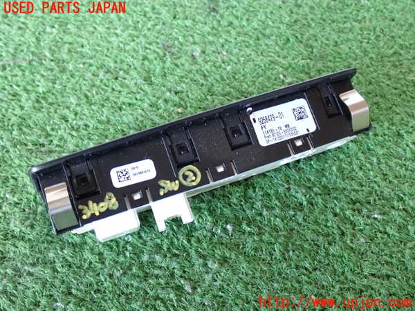 2UPJ-34086307]BMW 320d(8C20)(F30)スイッチ2 (レーンアシスト) 中古_m0002.jpg