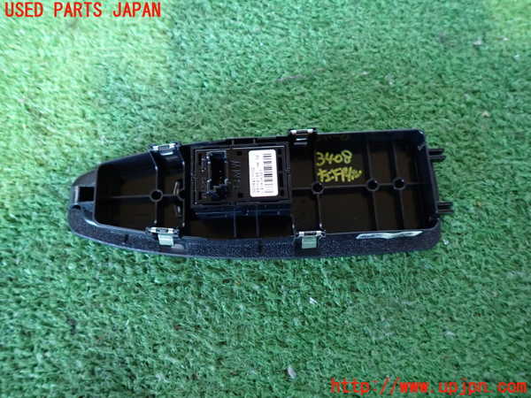 2UPJ-34086245]BMW 320d(8C20)(F30)左前パワーウィンドウスイッチ 中古_m0002.jpg