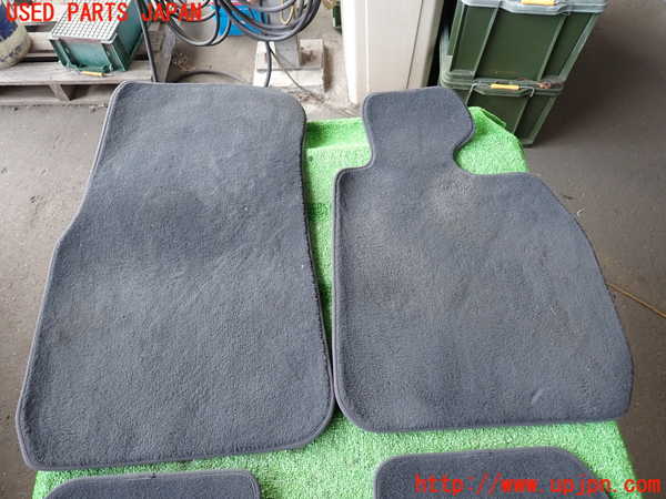 2UPJ-34087800]BMW 320d(8C20)(F30)フロアマット 中古_m0002.jpg