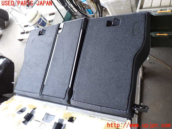 2UPJ-34087385]BMW 320d(8C20)(F30)リアシート 中古_m0005.jpg