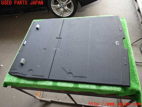 2UPJ-34087771]BMW 320d(8C20)(F30)ラゲッジトレイ1 中古_m0002.jpg