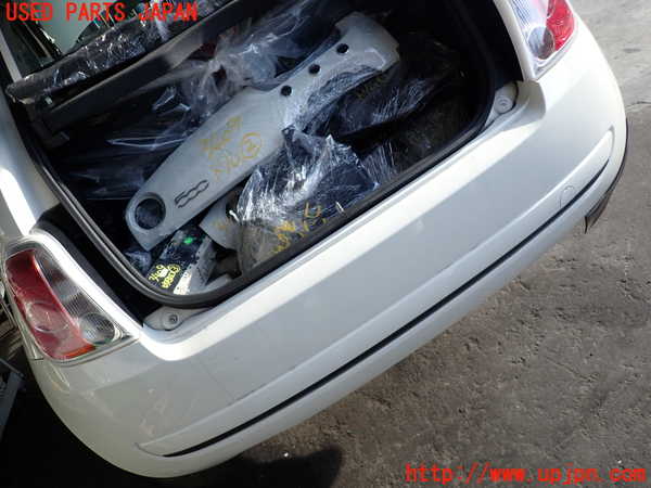 2UPJ-34091610]フィアット・500(31212)リアバンパー 中古_m0001.jpg