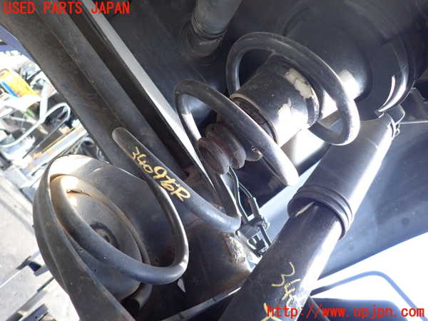 2UPJ-34095100]フィアット・500(31212)右リアスプリング 中古_m0001.jpg