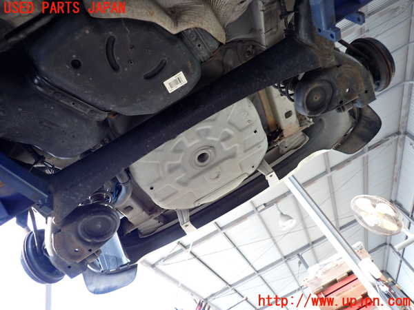 2UPJ-34095380]フィアット・500(31212)リアアクスルビーム 中古_m0002.jpg