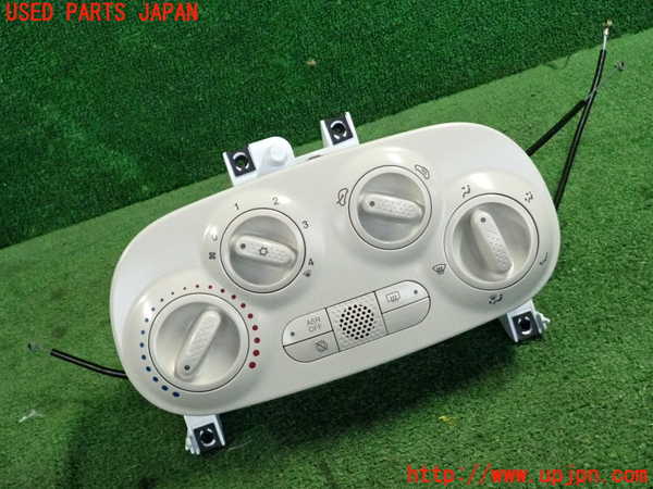 2UPJ-34096066]フィアット・500(31212)エアコンスイッチ1 中古_m0001.jpg