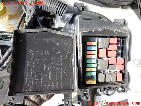 2UPJ-34096742]フィアット・500(31212)ヒューズボックス2 中古_m0002.jpg