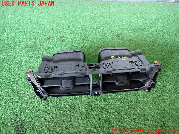 2UPJ-34117526]カローラ クロス ハイブリッド(ZVG16)エアコン吹き出し口1 中古_m0001.jpg