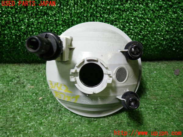 1UPJ-34121180]シボレー・キャプティバ(型式不明)右フォグ 中古_m0002.jpg