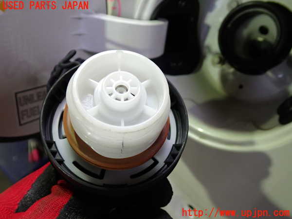 1UPJ-34121690]シボレー・キャプティバ(型式不明)フューエルリッド 中古_m0003.jpg