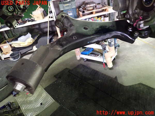 1UPJ-34124290]シボレー・キャプティバ(型式不明)右フロントナックルハブ 中古_m0003.jpg