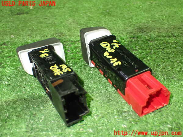 1UPJ-34126312]シボレー・キャプティバ(型式不明)スイッチ7 中古_m0002.jpg