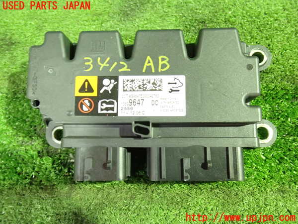 1UPJ-34126145]シボレー・キャプティバ(型式不明)エアバッグコンピューター 中古_m0001.jpg