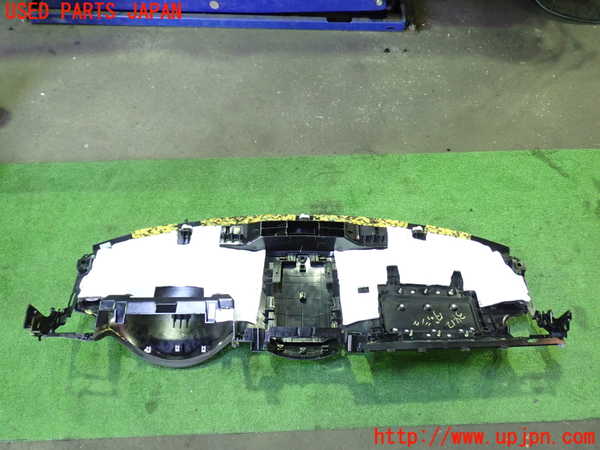 1UPJ-34127505]シボレー・キャプティバ(型式不明)ダッシュボード 中古_m0004.jpg