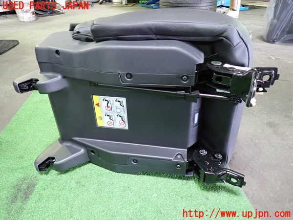 1UPJ-34127145]シボレー・キャプティバ(型式不明)右2列目シート 中古_m0005.jpg