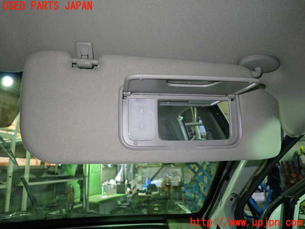1UPJ-34127625]シボレー・キャプティバ(型式不明)室内サンバイザー右側 中古_m0003.jpg