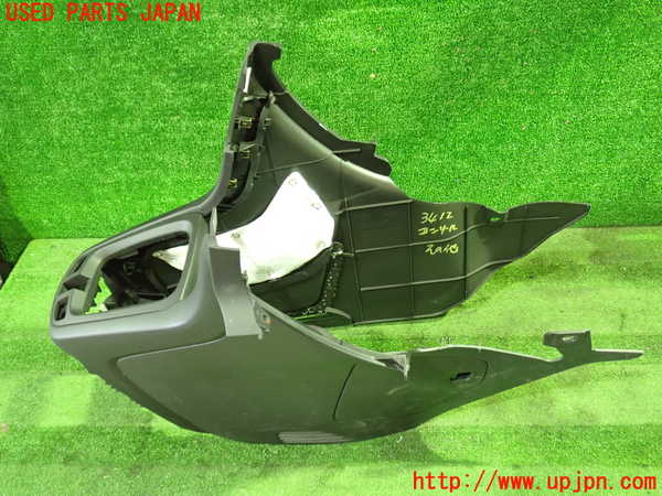 1UPJ-34127549]シボレー・キャプティバ(型式不明)コンソール 中古_m0001.jpg