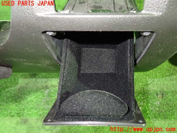 1UPJ-34127841]シボレー・キャプティバ(型式不明)小物入れ1 中古_m0002.jpg