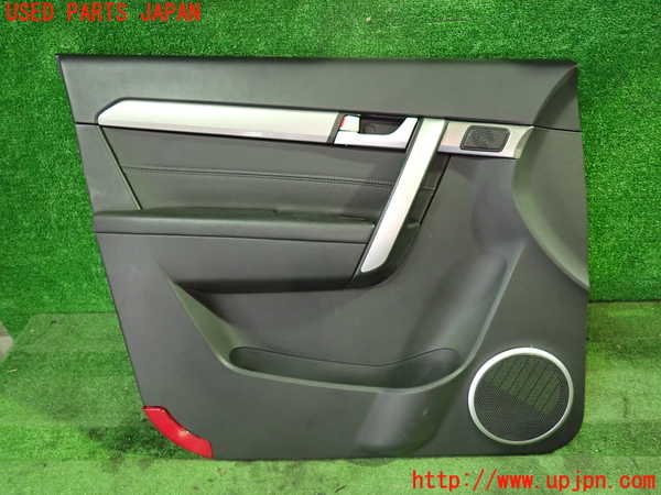 1UPJ-34121264]シボレー・キャプティバ(型式不明)左前ドア内張り 中古_m0001.jpg