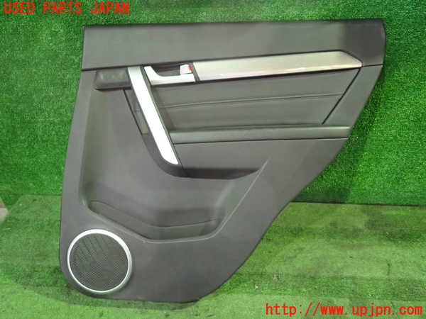 1UPJ-34121294]シボレー・キャプティバ(型式不明)右後ドア内張り 中古_m0001.jpg