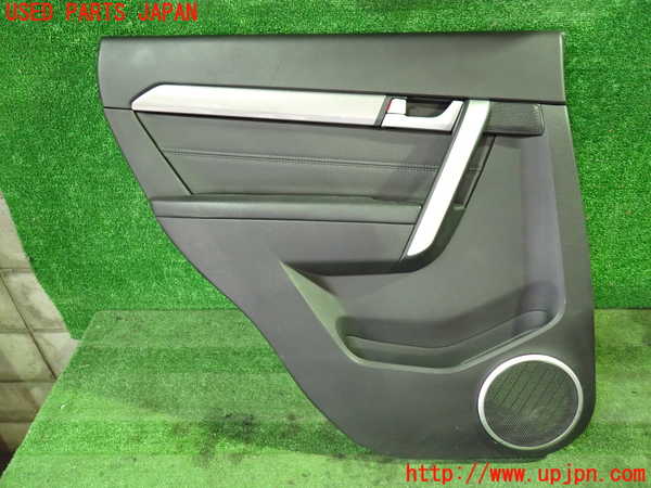 1UPJ-34121324]シボレー・キャプティバ(型式不明)左後ドア内張り 中古_m0001.jpg