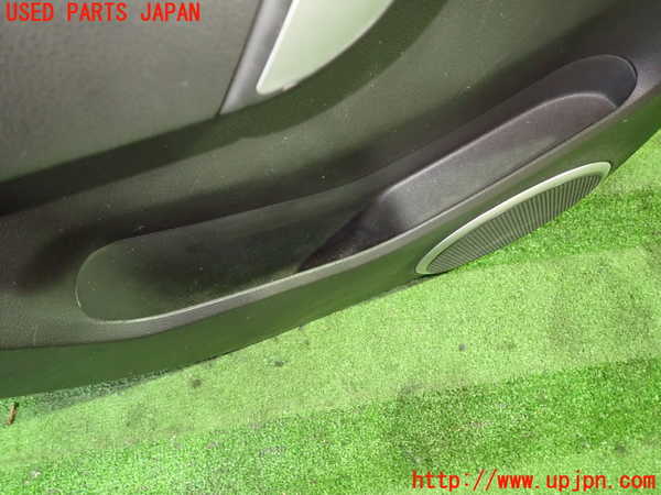 1UPJ-34121324]シボレー・キャプティバ(型式不明)左後ドア内張り 中古_m0003.jpg