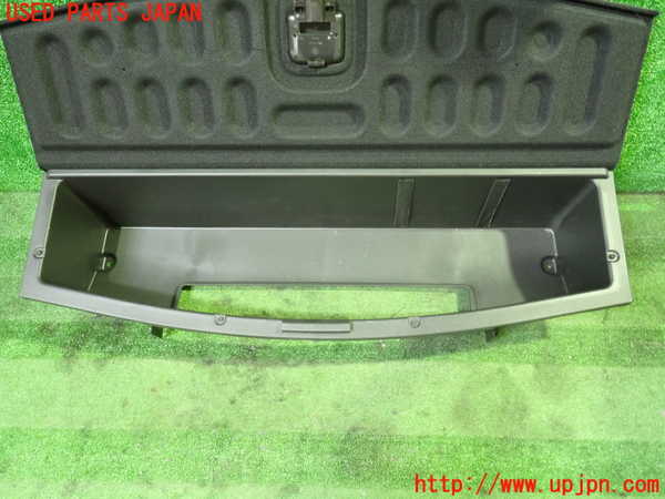 1UPJ-34127771]シボレー・キャプティバ(型式不明)ラゲッジトレイ1 中古_m0002.jpg