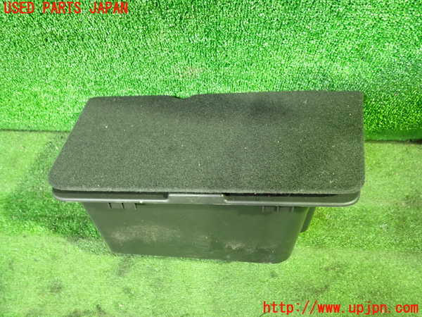 1UPJ-34127772]シボレー・キャプティバ(型式不明)ラゲッジトレイ2 中古_m0001.jpg