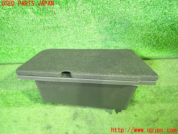 1UPJ-34127773]シボレー・キャプティバ(型式不明)ラゲッジトレイ3 中古_m0001.jpg