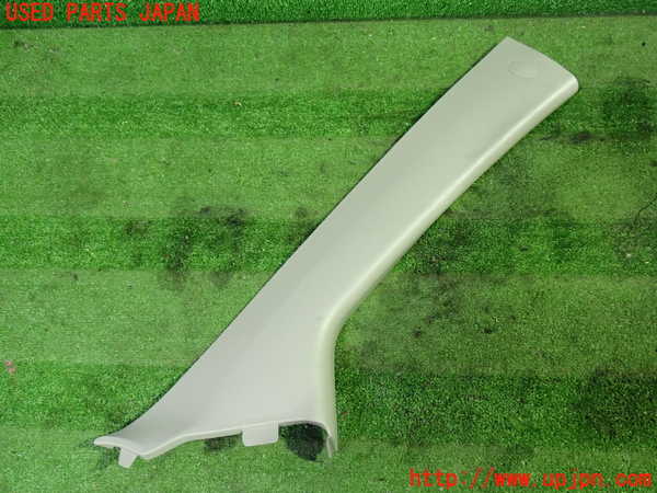 1UPJ-34127655]シボレー・キャプティバ(型式不明)右フロントピラートリム 中古_m0001.jpg