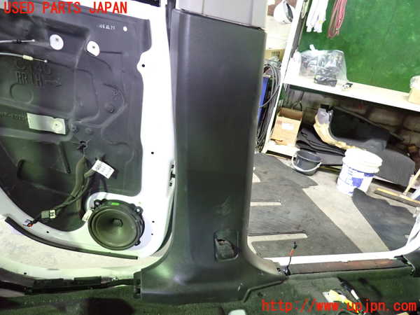 1UPJ-34127670]シボレー・キャプティバ(型式不明)左センターピラートリム 中古_m0003.jpg