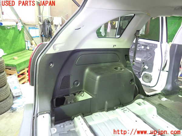 1UPJ-34127680]シボレー・キャプティバ(型式不明)左リアピラートリム 中古_m0001.jpg