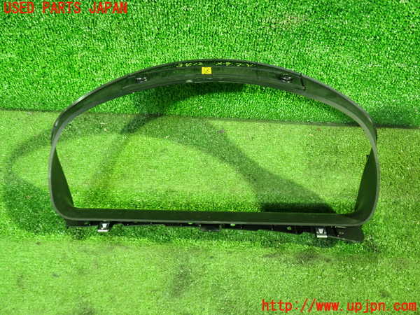 1UPJ-34127510]シボレー・キャプティバ(型式不明)メーターフード 中古_m0002.jpg