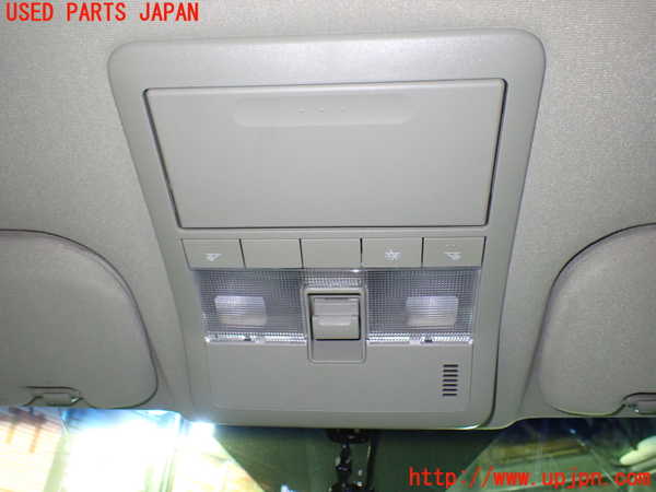 1UPJ-34126411]シボレー・キャプティバ(型式不明)ルームランプ1 中古_m0001.jpg