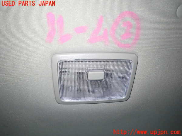 1UPJ-34126412]シボレー・キャプティバ(型式不明)ルームランプ2 中古_m0001.jpg