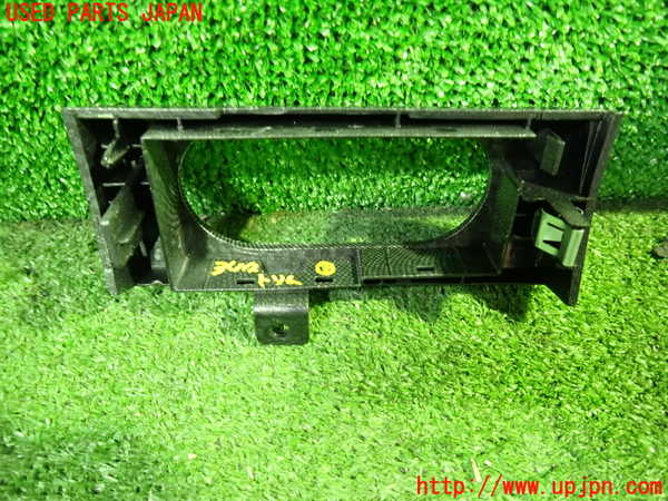 1UPJ-34127693]シボレー・キャプティバ(型式不明)内装トリム類3 中古_m0002.jpg