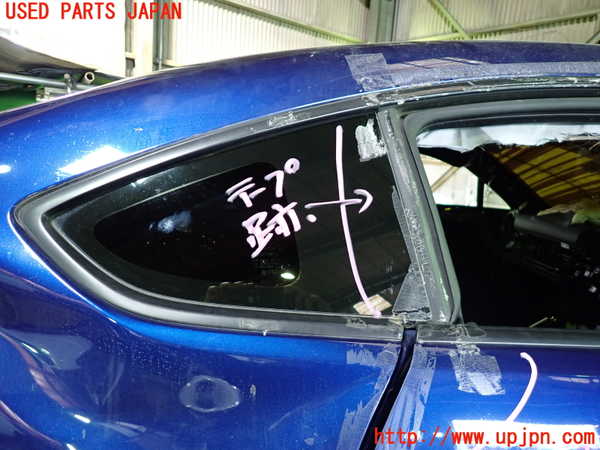 1UPJ-34131380]GR86(BRZ)(ZN8)右クォーターガラス 中古_m0001.jpg