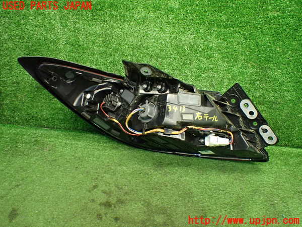 1UPJ-34131530]GR86(BRZ)(ZN8)右テールランプ 中古_m0003.jpg