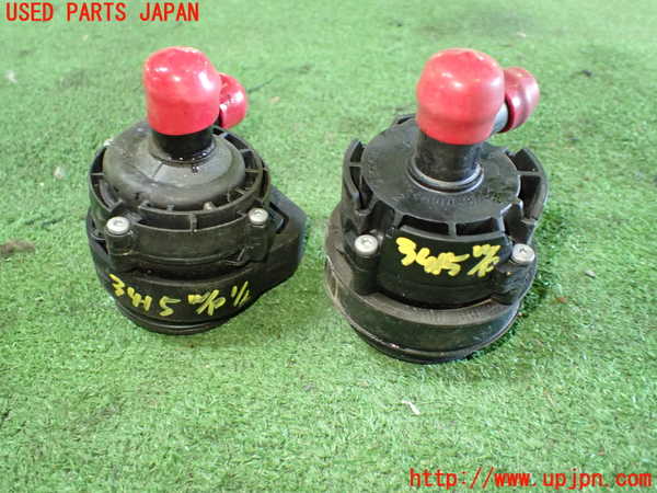 1UPJ-34152110]ベンツ CLA180 C117(117342)ウォーターポンプ 中古_m0002.jpg