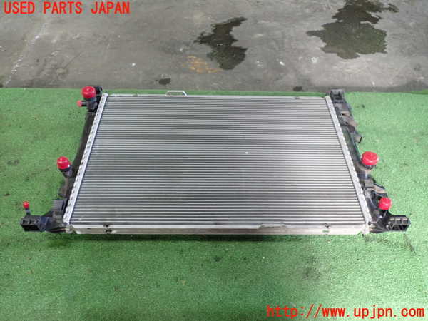 1UPJ-34152321]ベンツ CLA180 C117(117342)ラジエーター1 中古_m0003.jpg