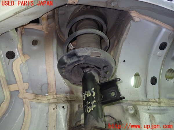 1UPJ-34155015]ベンツ CLA180 C117(117342)右フロントストラット 中古_m0001.jpg