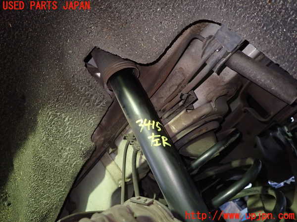 1UPJ-34155075]ベンツ CLA180 C117(117342)左リアショックアブソーバー 中古_m0001.jpg