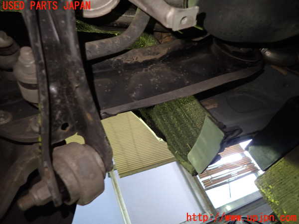 1UPJ-34155330]ベンツ CLA180 C117(117342)左リアテンションロッド 中古_m0002.jpg