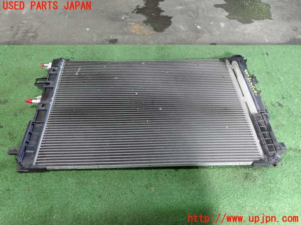 5UPJ-34156031]ベンツ CLA180 C117(117342)エアコンコンデンサー1 中古_m0001.jpg