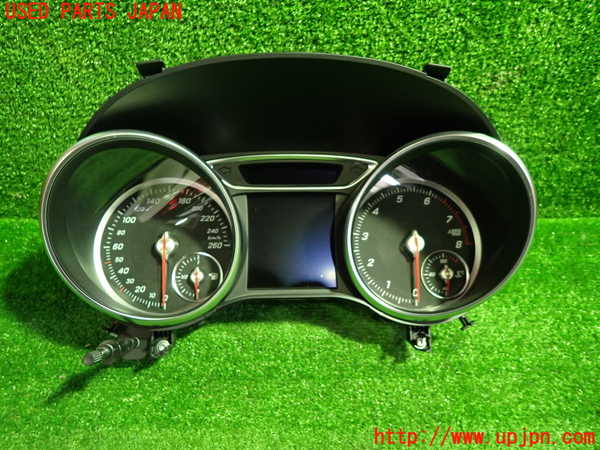 1UPJ-34156170]ベンツ CLA180 C117(117342)スピードメーター 中古_m0001.jpg