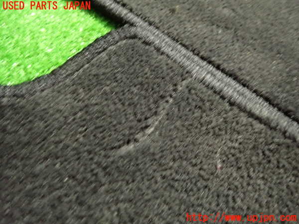 1UPJ-34157800]ベンツ CLA180 C117(117342)フロアマット 中古_m0004.jpg