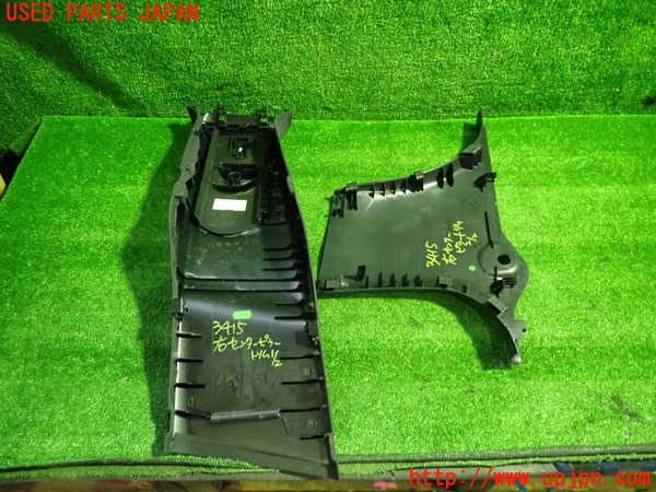 1UPJ-34157665]ベンツ CLA180 C117(117342)右センターピラートリム 中古_m0003.jpg